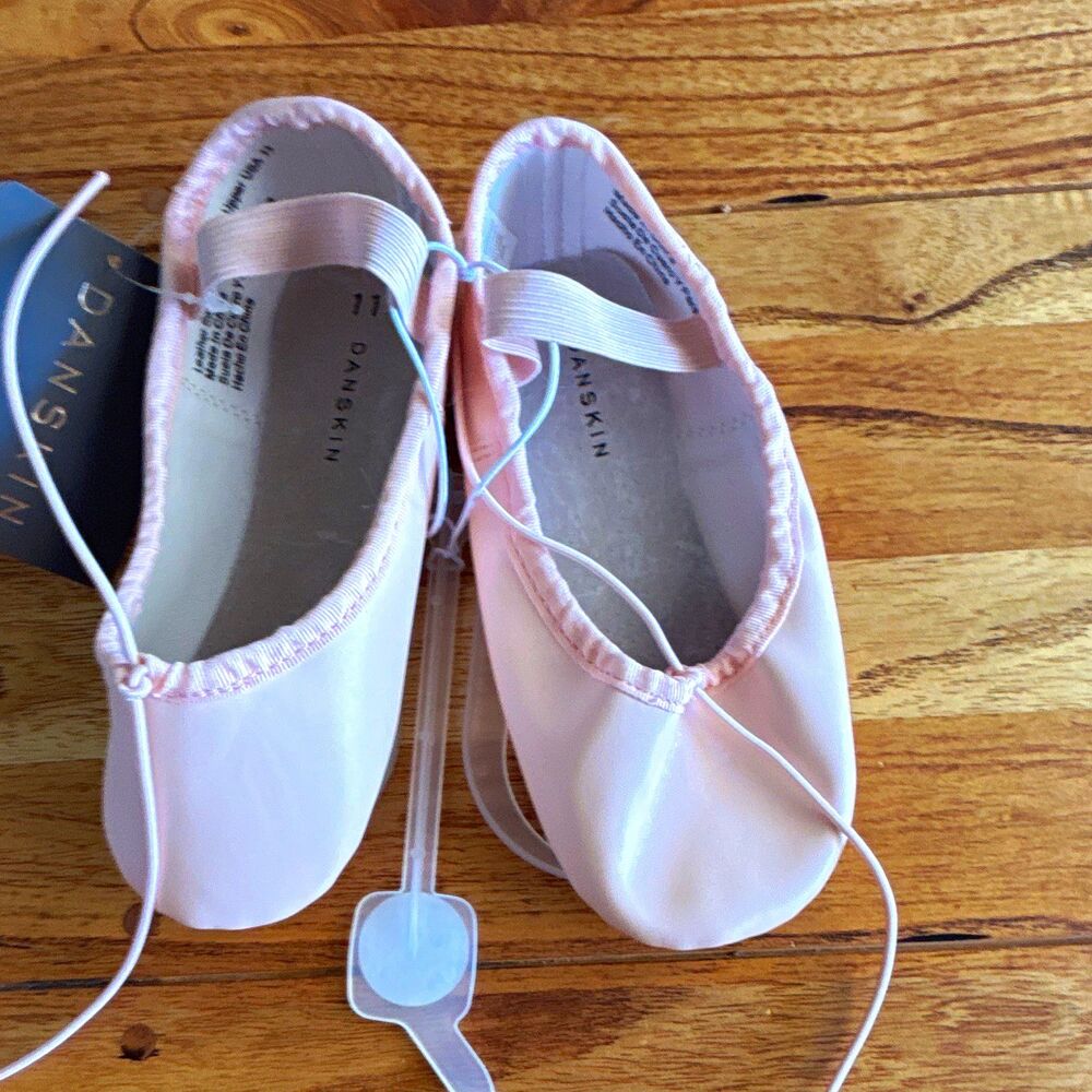 Danskin Women’s Pink Ballet Shoes Size 11 Adjustable Elastic Strap